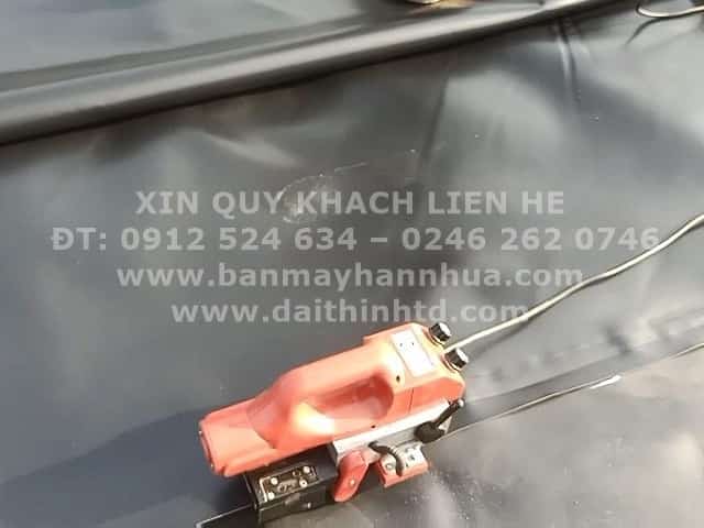 M&aacute;y h&agrave;n bạt nhựa HDPE model may han nhua JIT800