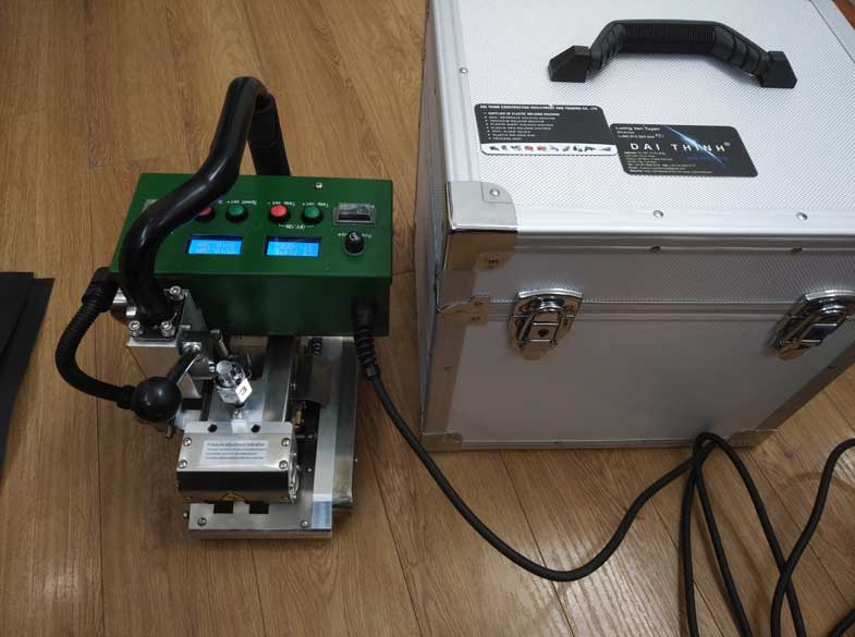 M&aacute;y h&agrave;n bạt nhựa LST GM1