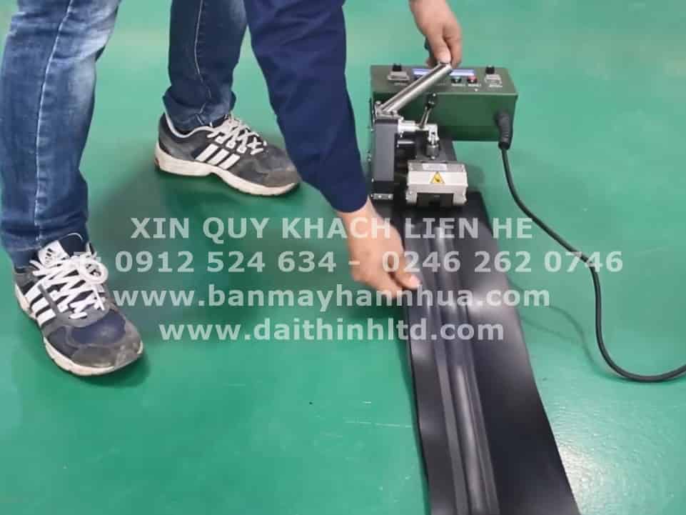 M&aacute;y h&agrave;n bạt HDPE model m&aacute;y h&agrave;n nhựa LST GM2
