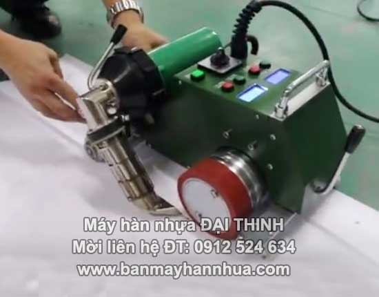 M&aacute;y h&agrave;n bạt nhựa tự động LST UME