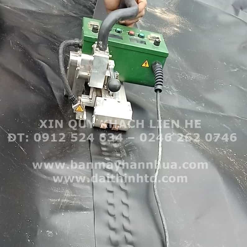 m&aacute;y h&agrave;n nhựa tự động LST GM1 m&aacute;y h&agrave;n bạt hdpe chống thấm b&atilde;i r&aacute;c