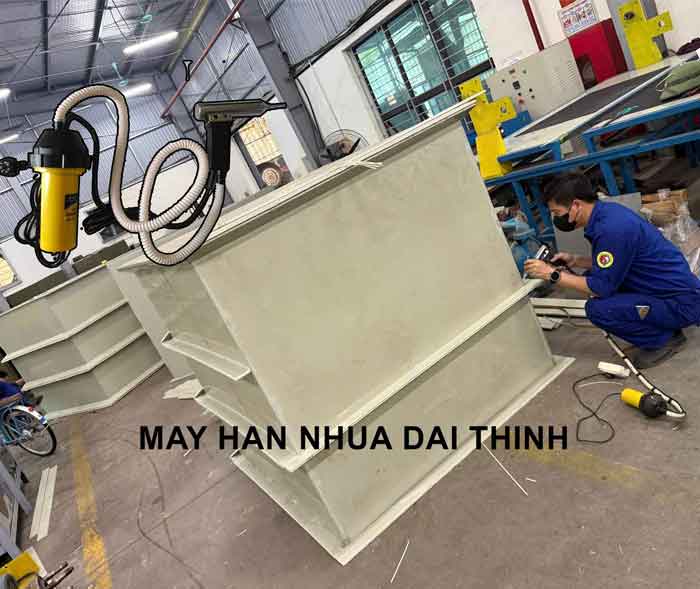 M&aacute;y h&agrave;n nhựa cầm tay MF1080 h&agrave;n bồn bể nhựa