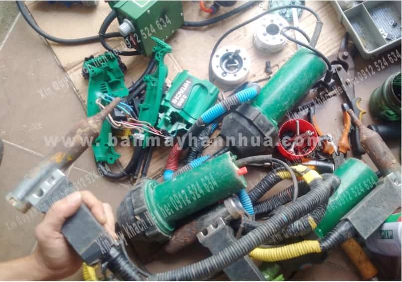 may han ong nhua cam tay - may han nhua cam tay